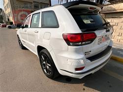 جیپ گراند شیرۆکی